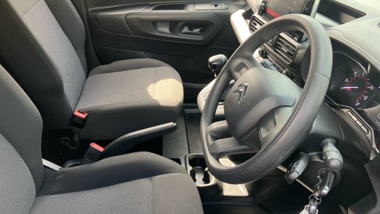 Citroen Berlingo Xl Diesel 1.5 BlueHDi 950Kg Enterprise Ed 100ps 6 Speed S/S